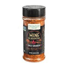 Load image into Gallery viewer, Frontier Co-op Wing Seasoning Sweet Sriracha 5.4oz

